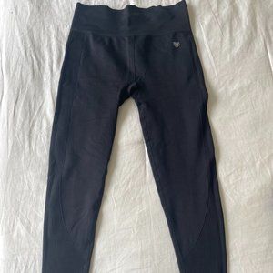 Forever 21 Black Hi-Rise Leggings/ Size M